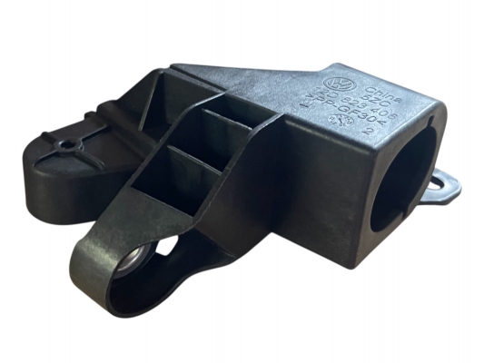 Кронштейн капоту L crozz Pro VW ID 6