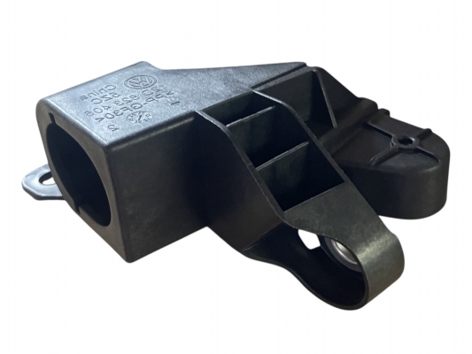 Кронштейн капоту R crozz Pro VW ID 6