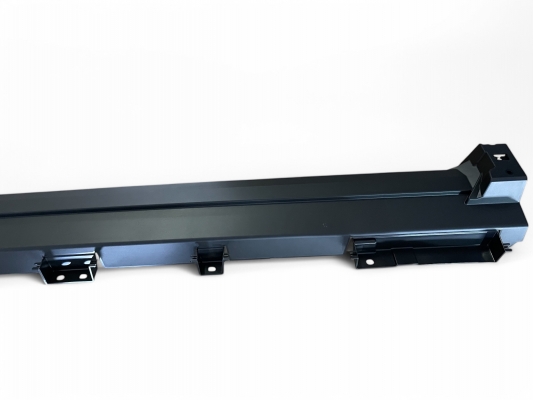 Накладка порога пластиковая наружная L  Nissan Ariya - 2